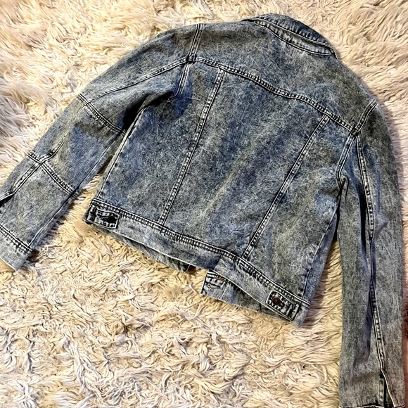 Free People Like New Denim Jacket - Picture 3 of 3
